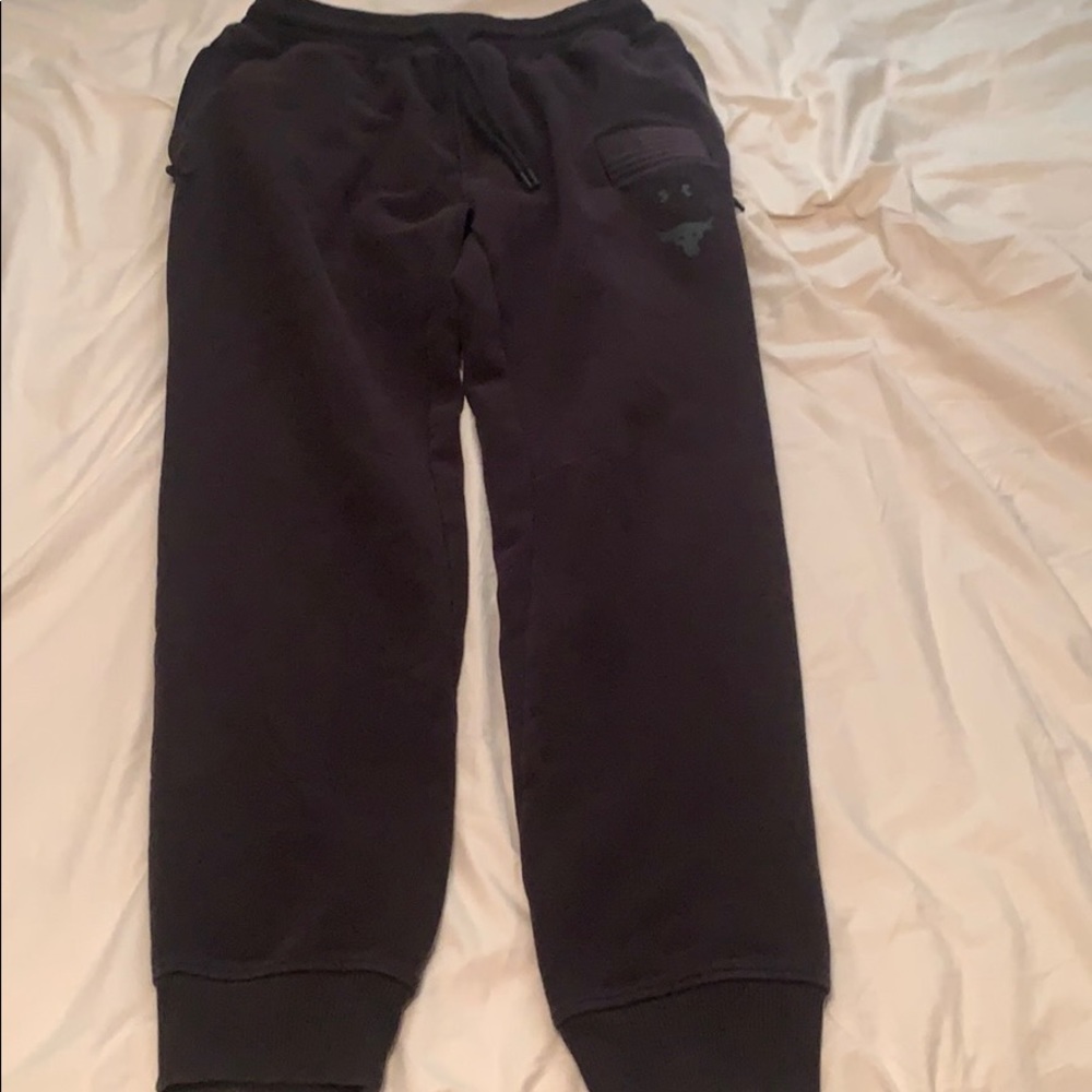 Under armour “The rock brand” joggers